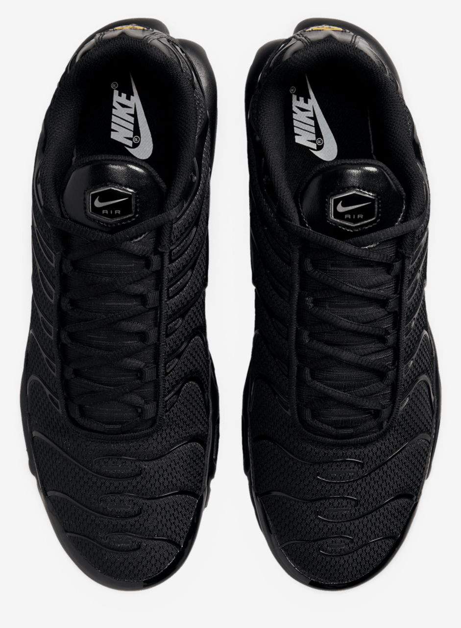 Nike Air Max Plus Image 4 of 10. Tap to open photo gallery.