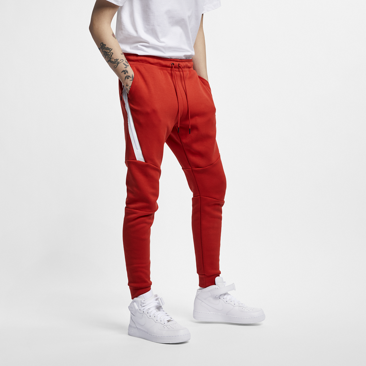 Nike Tech Fleece Joggers Image 3 of 8. Tap to open photo gallery.