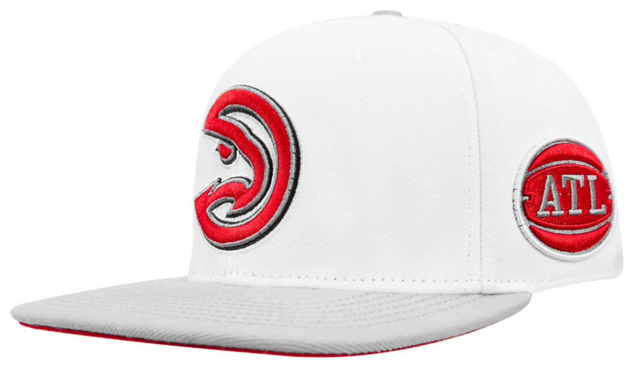 Pro Standard Hawks WC Crackle Wool Snapback Hat Image 2 of 6. Tap to open photo gallery.