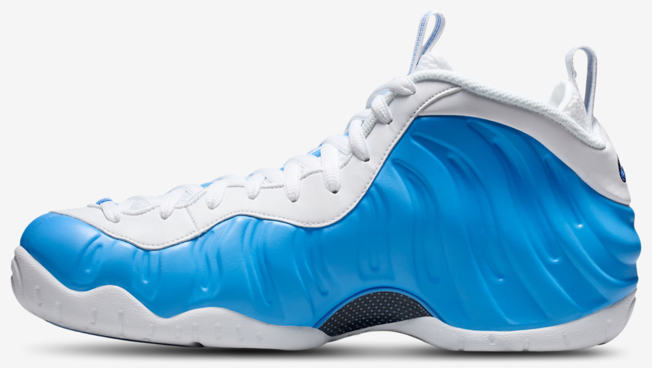 Nike Air Foamposite Pro Image 2 of 5. Tap to open photo gallery.