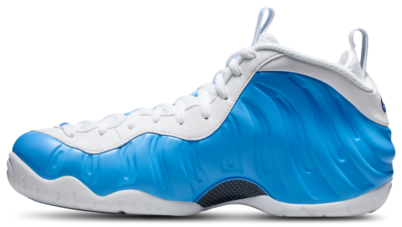 Nike Air Foamposite Pro Image 2 of 5. Tap to open photo gallery.
