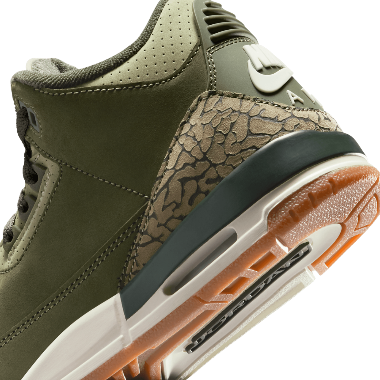 Jordan Retro 3 Image 8 of 8. Tap to open photo gallery.