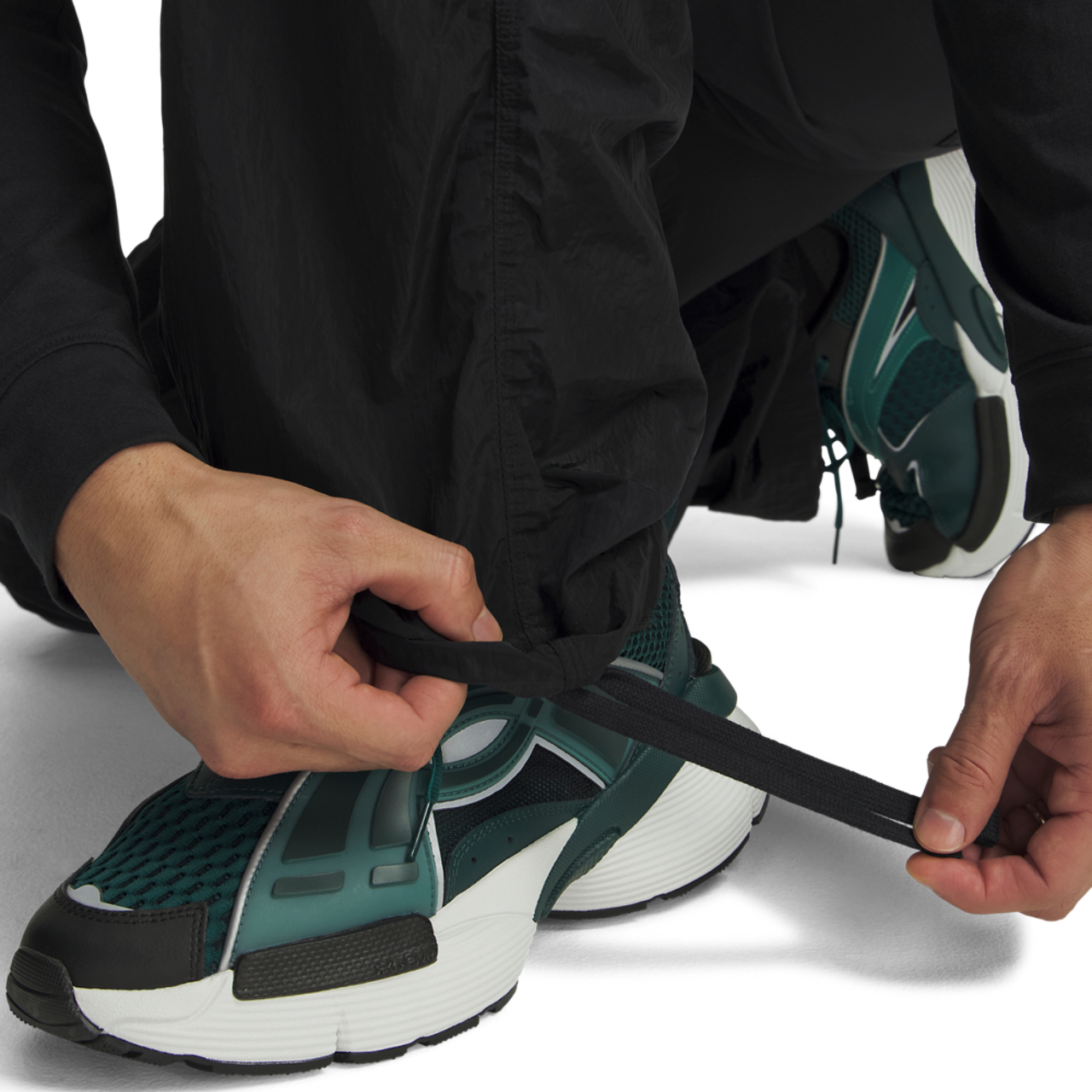 Under Armour SU Woven Pants Image 3 of 3. Tap to open photo gallery.