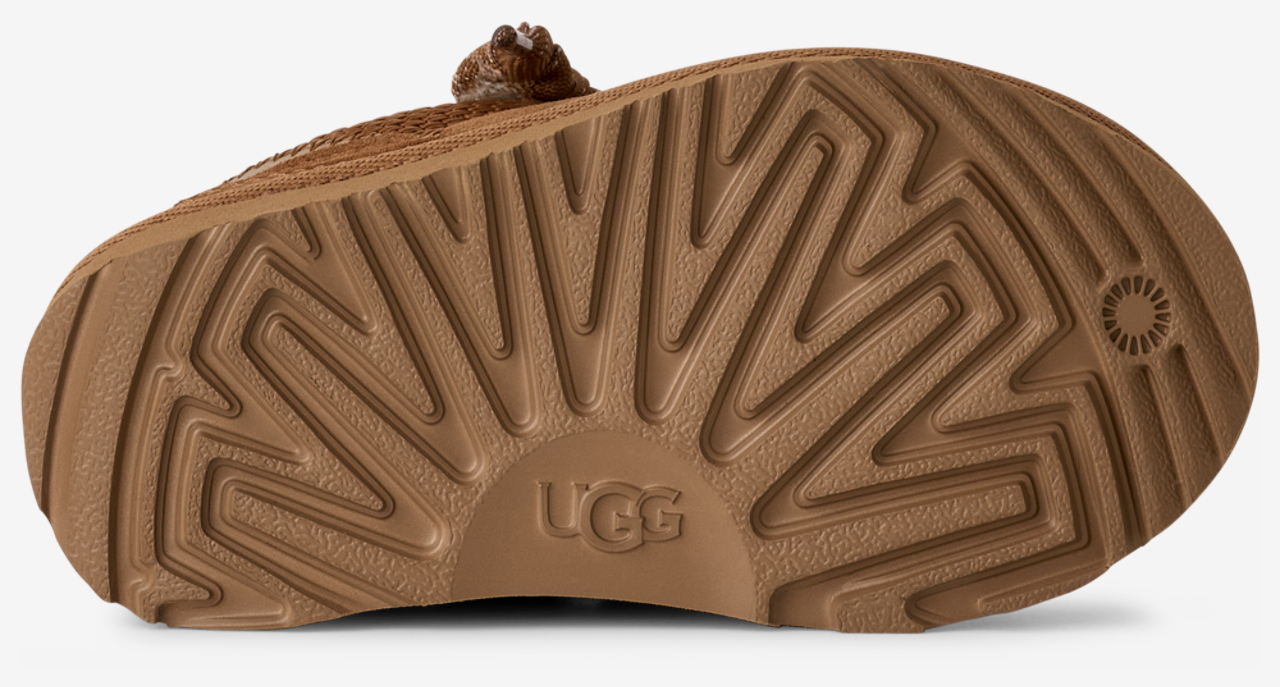UGG Lowmel Image 4 of 4. Tap to open photo gallery.