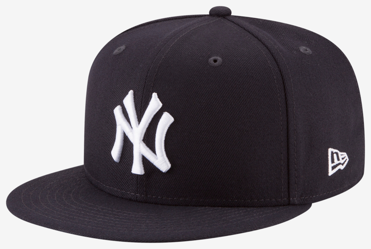 New Era Yankees 9Fifty Snapback Cap Image 1 of 7. Tap to open photo gallery.