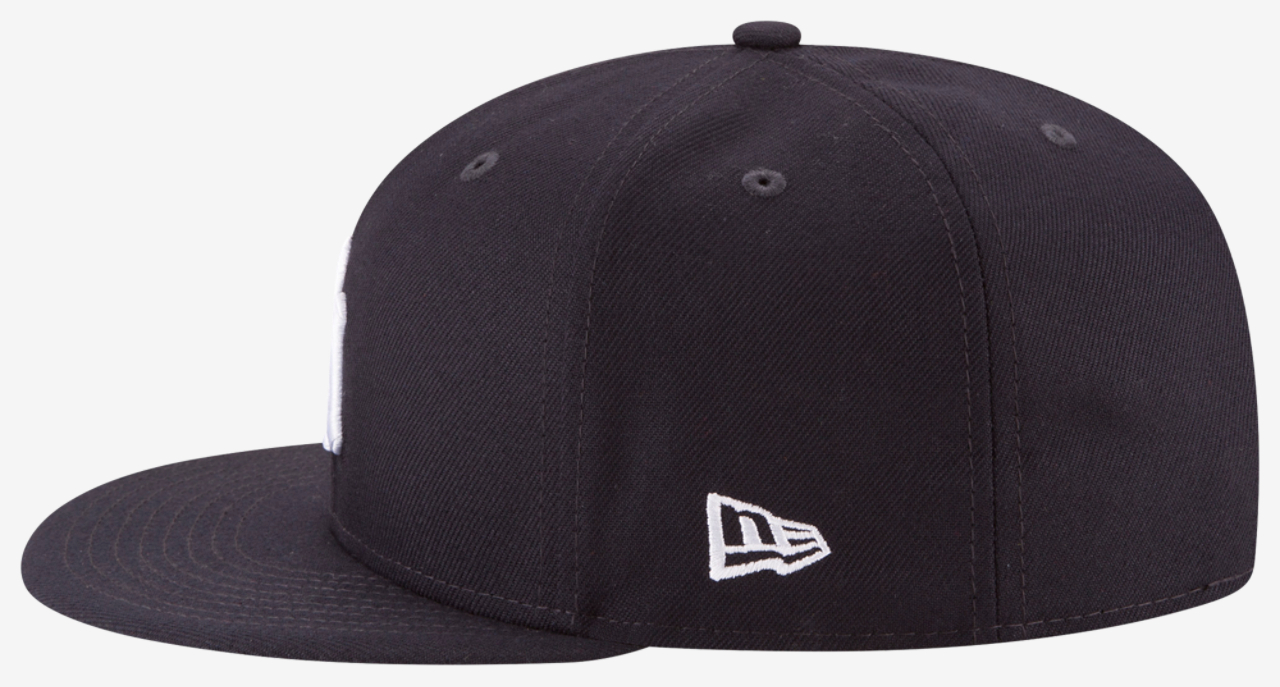 New Era Yankees 9Fifty Snapback Cap Image 6 of 7. Tap to open photo gallery.