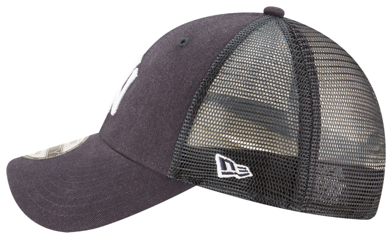 New Era QR Trucker 940 Snapback Image 5 of 6. Tap to open photo gallery.