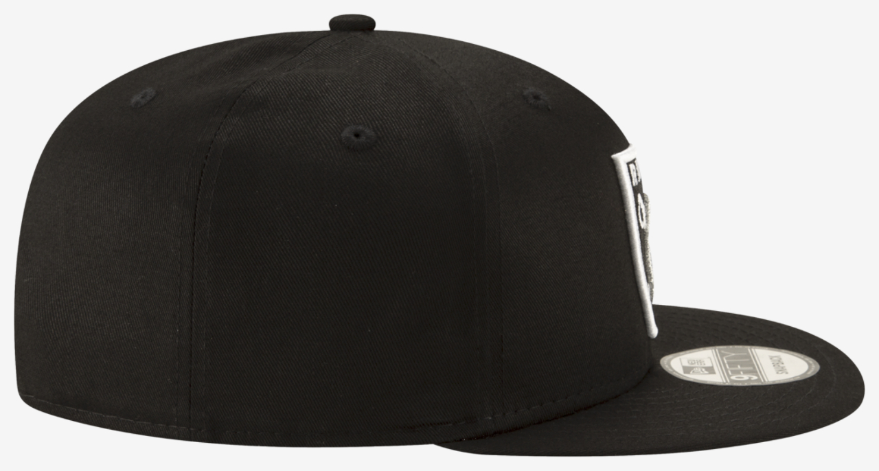 New Era Raiders T/C Snapback Image 6 of 7. Tap to open photo gallery.