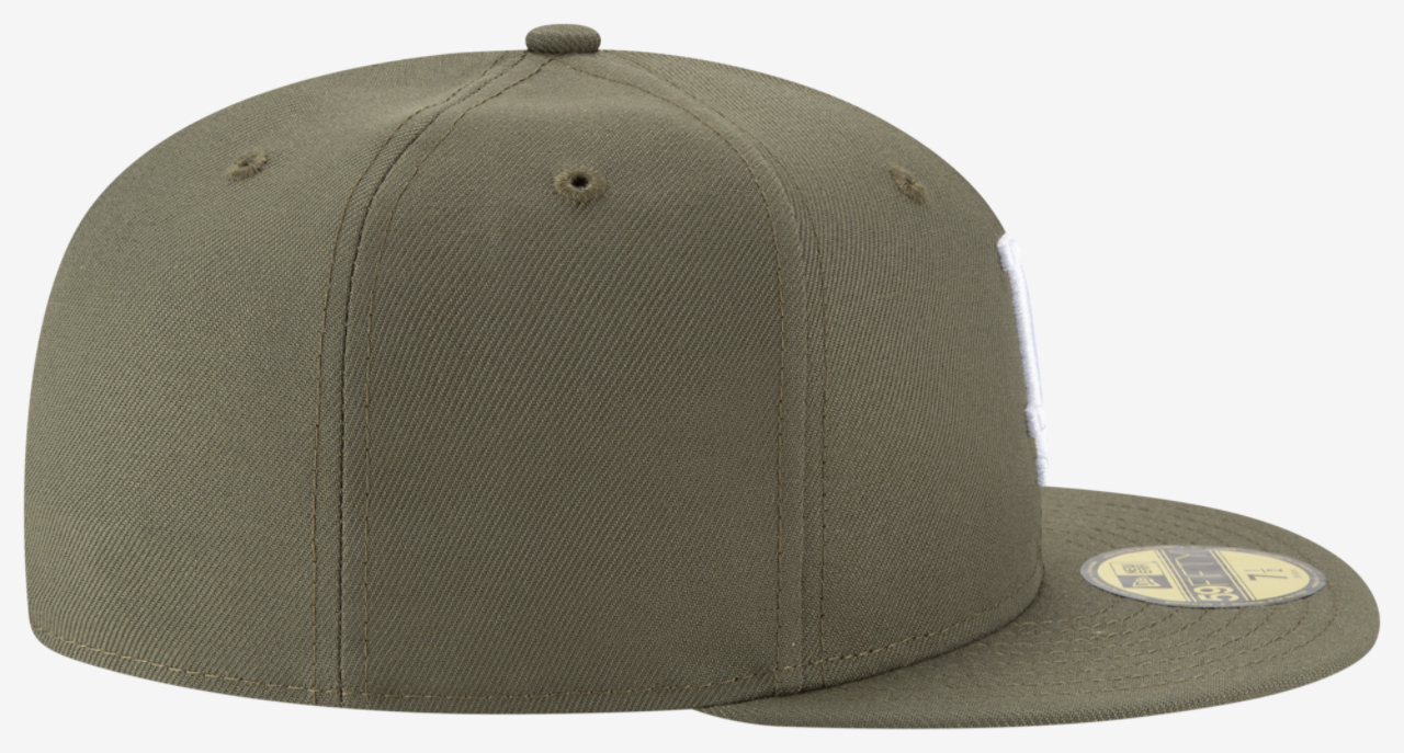 New Era Dodgers 5950 Image 6 of 8. Tap to open photo gallery.