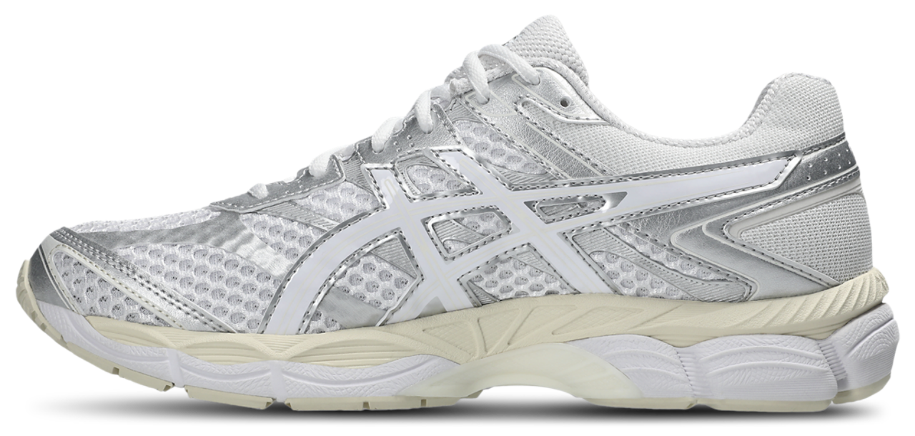 ASICS® GEL-Cumulus 16 Image 2 of 5. Tap to open photo gallery.