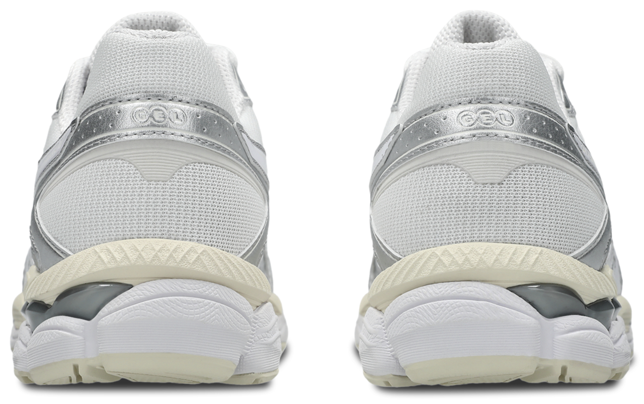 ASICS® GEL-Cumulus 16 Image 3 of 5. Tap to open photo gallery.