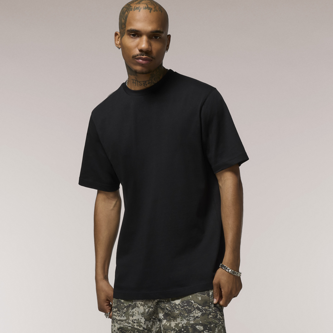 LCKR Mosswood Basic T-Shirt Image 1 of 6. Tap to open photo gallery.