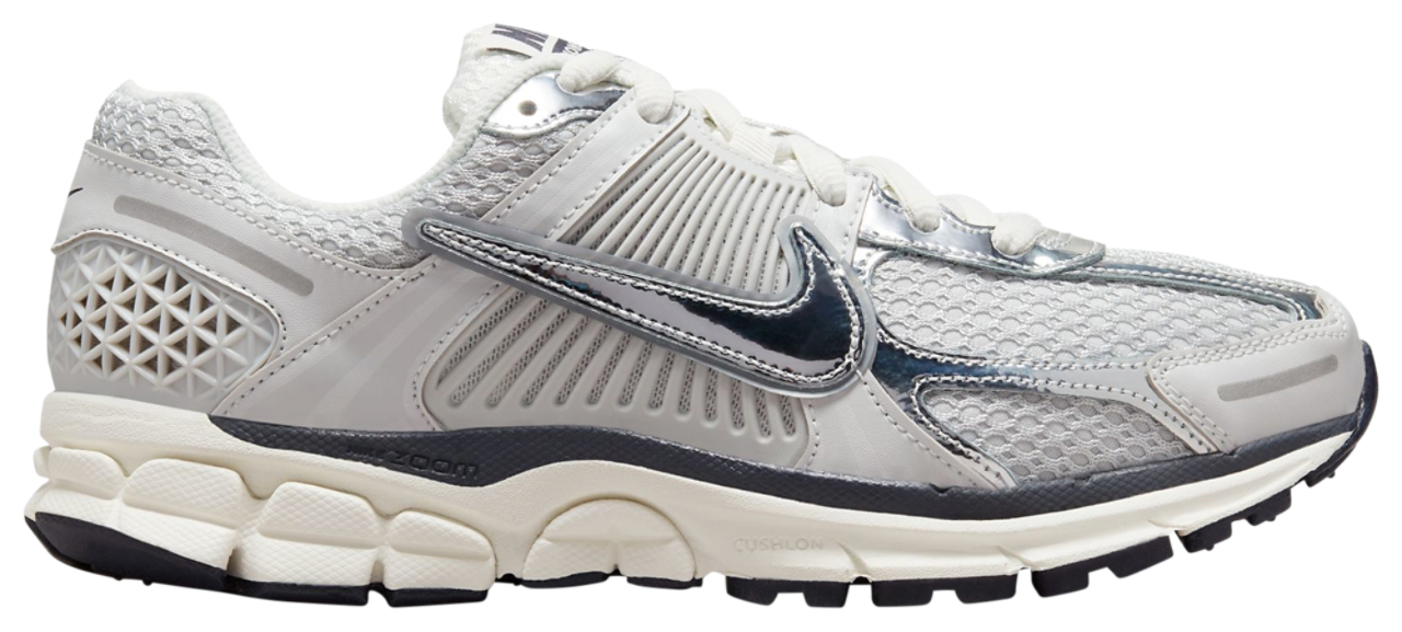 Nike Zoom Vomero 5  Image 2 of 6. Tap to open photo gallery.
