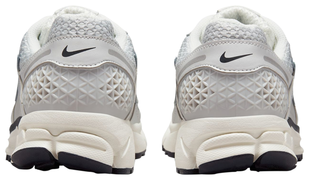 Nike Zoom Vomero 5  Image 4 of 6. Tap to open photo gallery.