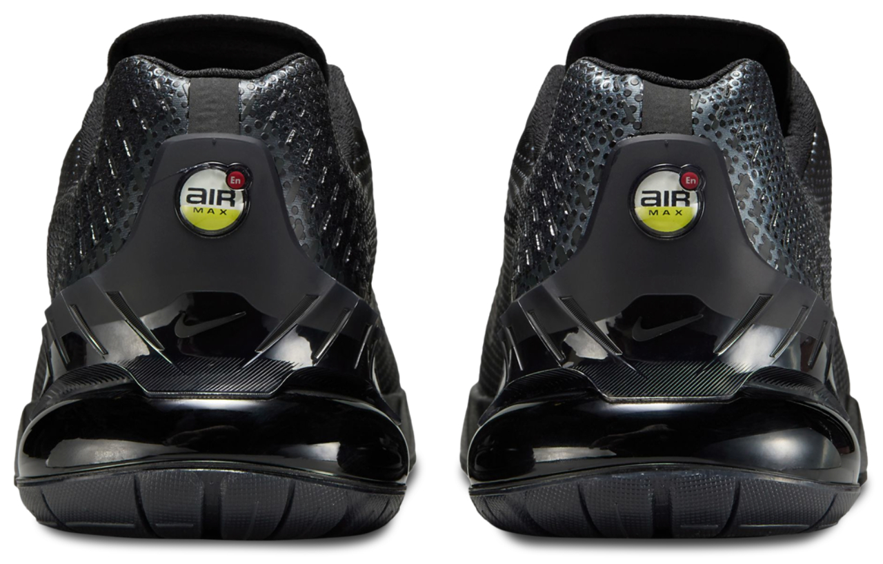 Nike Air Max Phoenix  Image 3 of 5. Tap to open photo gallery.