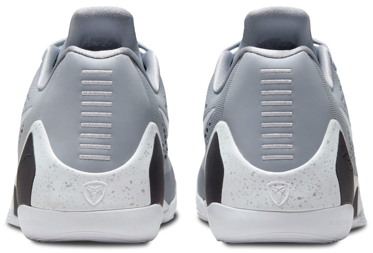 Nike Kobe 9 Elite Low EM Image 3 of 5. Tap to open photo gallery.