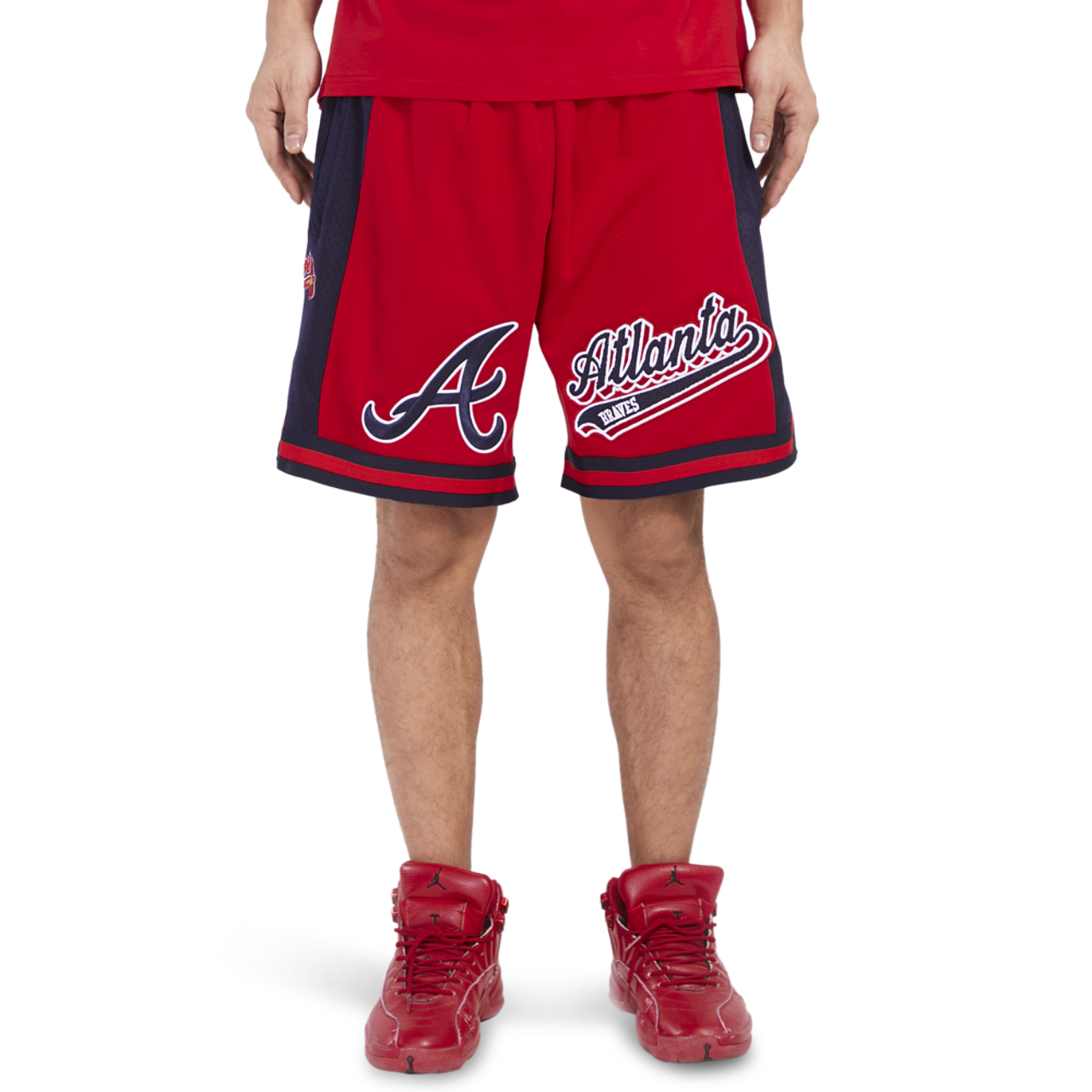 Pro Standard BRAVES SCRIPT TAIL DK 2.0 SHORT Image 1 of 4. Tap to open photo gallery.