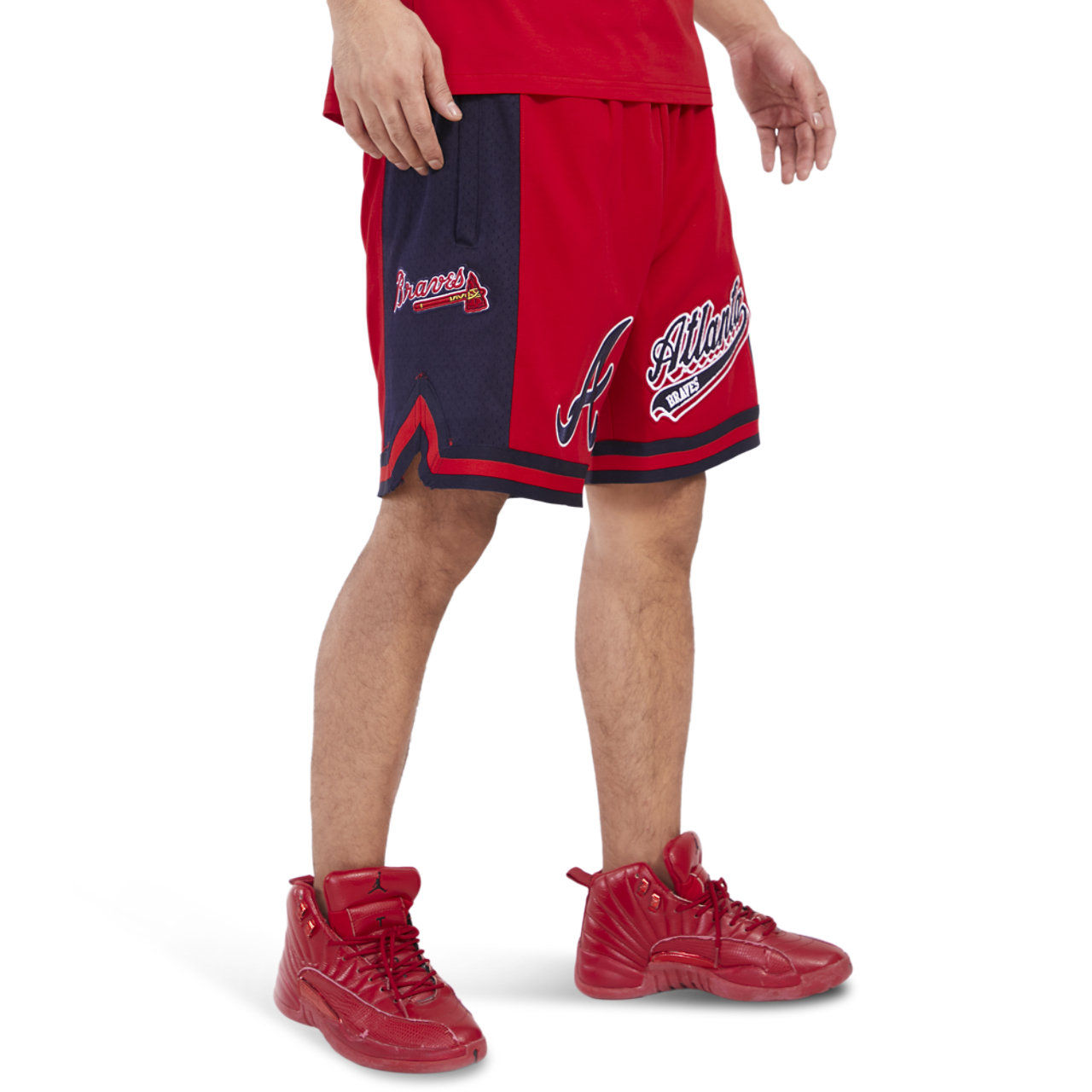 Pro Standard BRAVES SCRIPT TAIL DK 2.0 SHORT Image 4 of 4. Tap to open photo gallery.