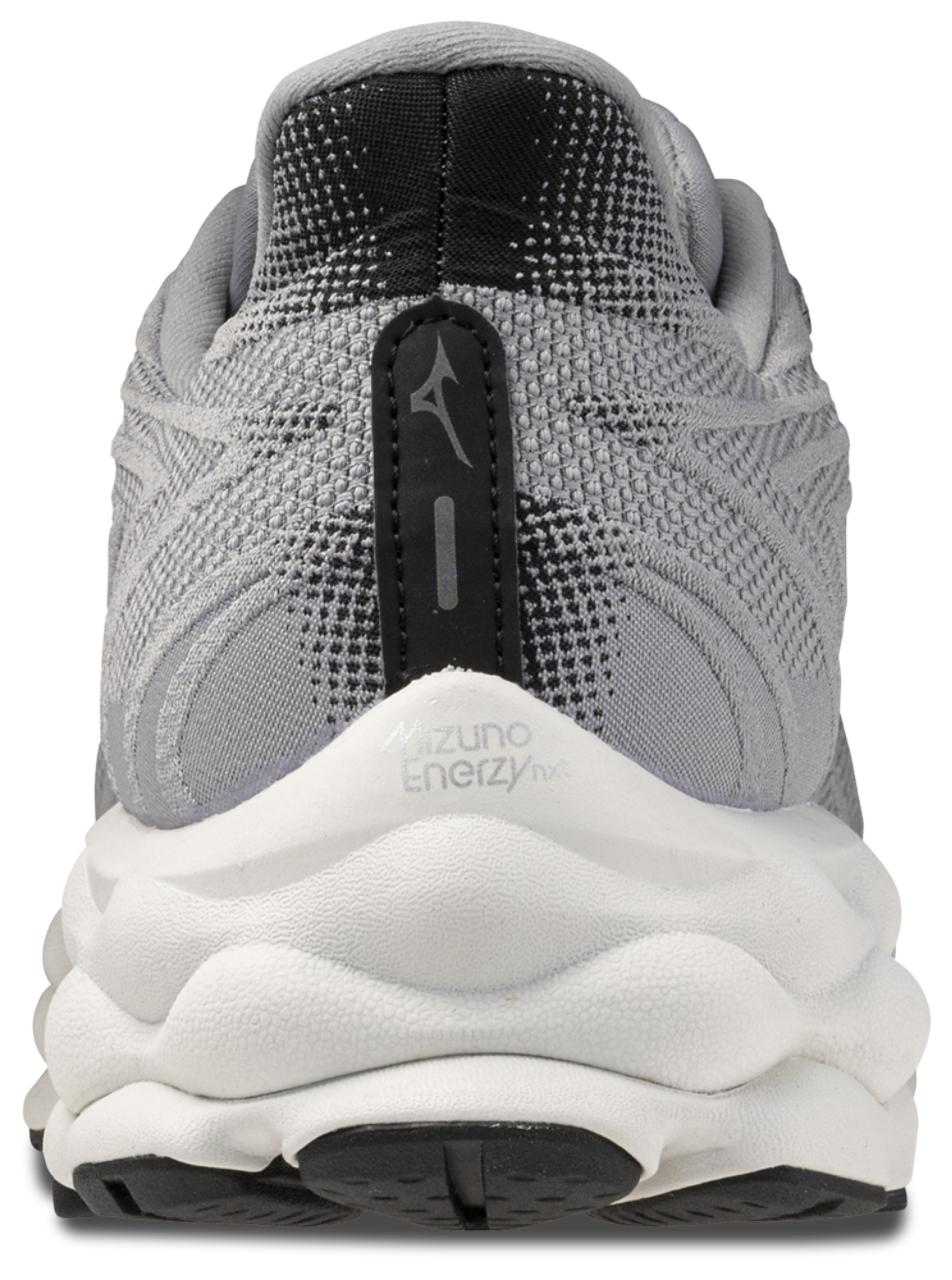 Mizuno Wave Sky 8 Image 3 of 5. Tap to open photo gallery.