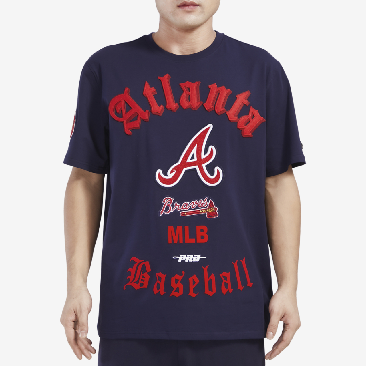 Pro Standard BRAVES OLD ENGLISH SJ TEE Image 1 of 4. Tap to open photo gallery.