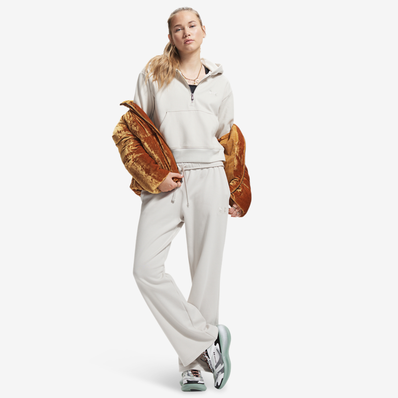 Under Armour Icon Vida Fleece Pant Image 3 of 3. Tap to open photo gallery.