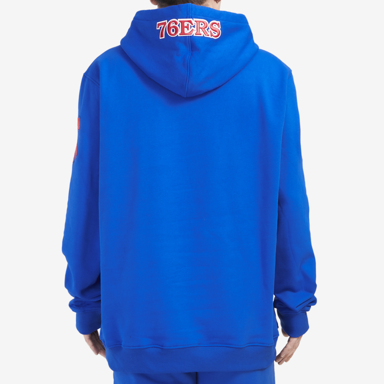 Pro Standard 76ERS OLD ENGLISH FLC PO HOODIE Image 2 of 4. Tap to open photo gallery.