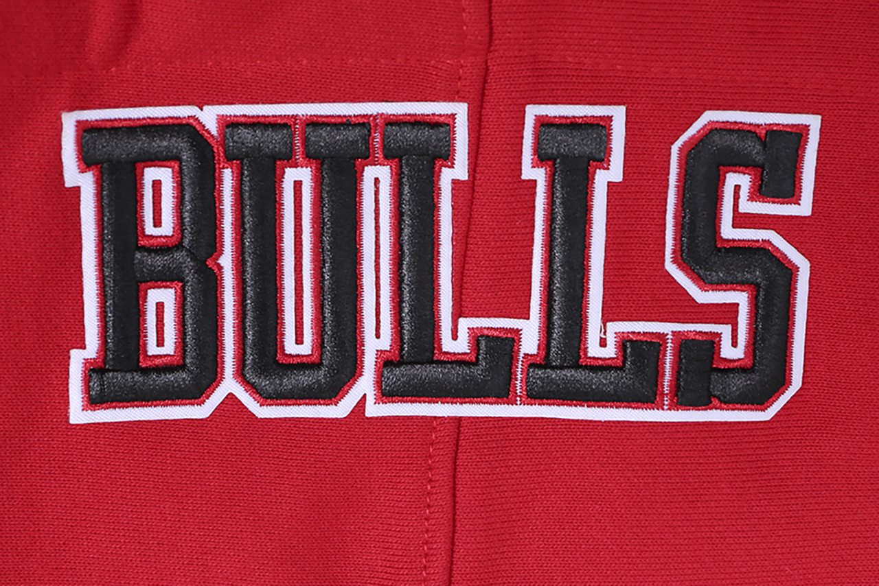 Pro Standard BULLS OLD ENGLISH FLC PO HOODIE Image 8 of 8. Tap to open photo gallery.