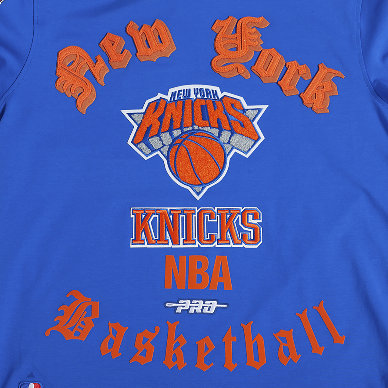 Pro Standard KNICKS OLD ENGLISH SJ TEE Image 6 of 6. Tap to open photo gallery.
