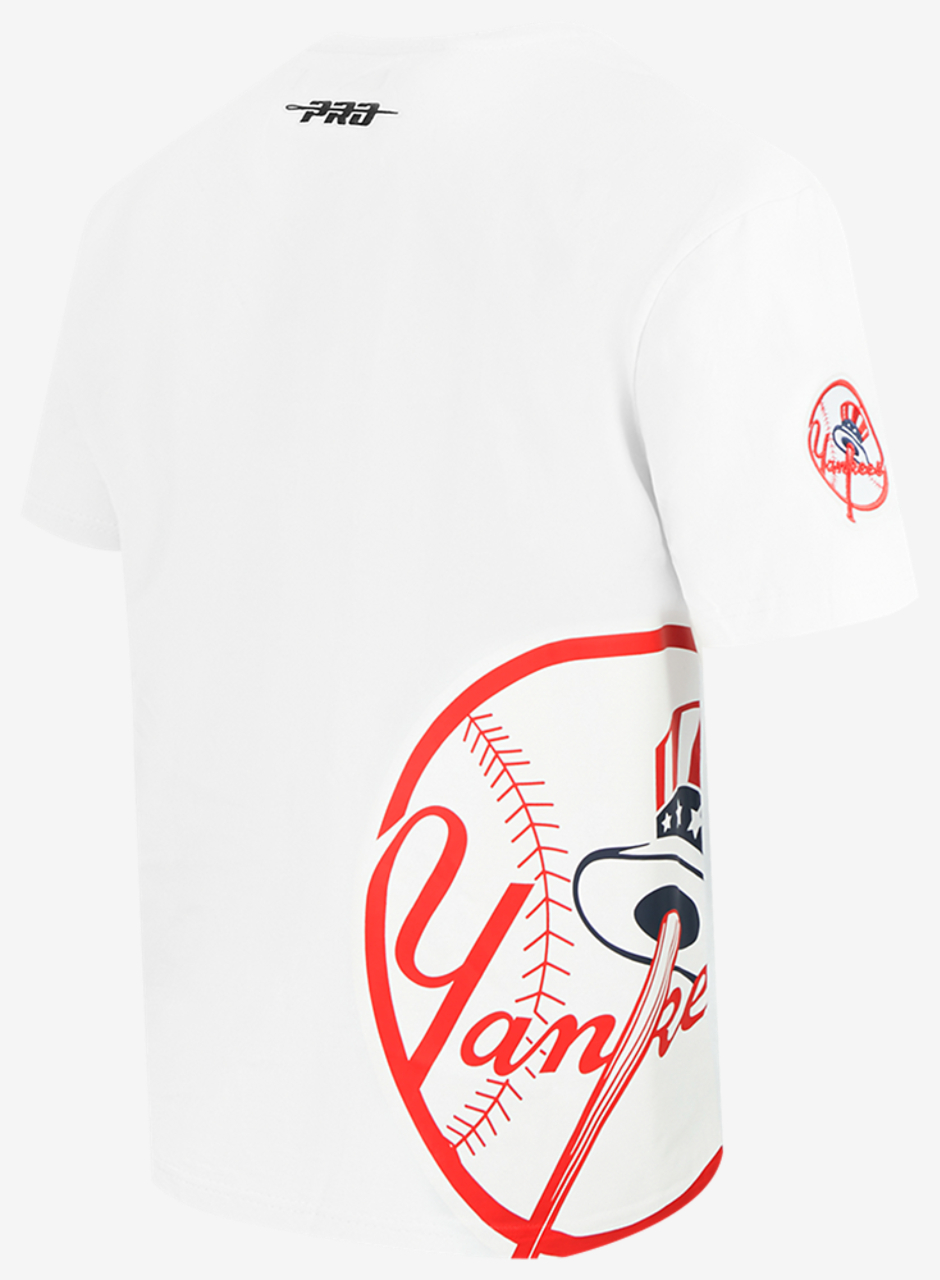 Pro Standard Yankees Living Large CJ Drop Shoulder T-Shirt Image 2 of 5. Tap to open photo gallery.