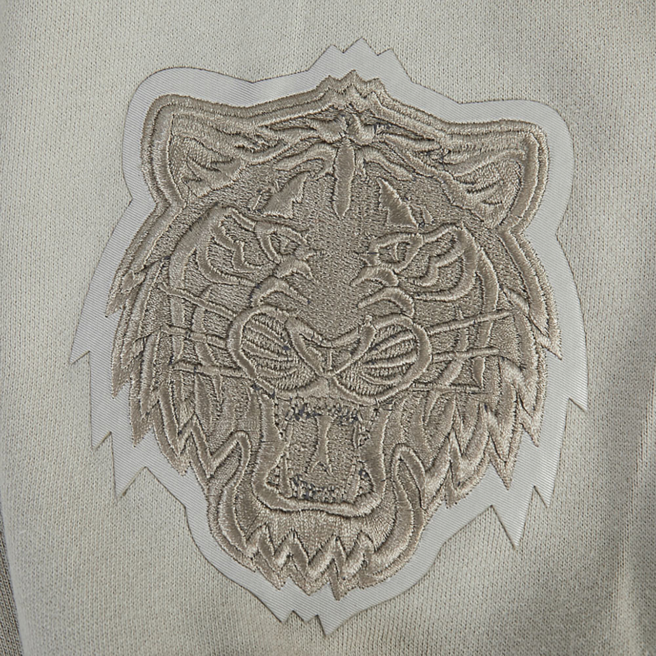 Pro Standard DETROIT TIGERS SWEATSHIRT Image 4 of 4. Tap to open photo gallery.