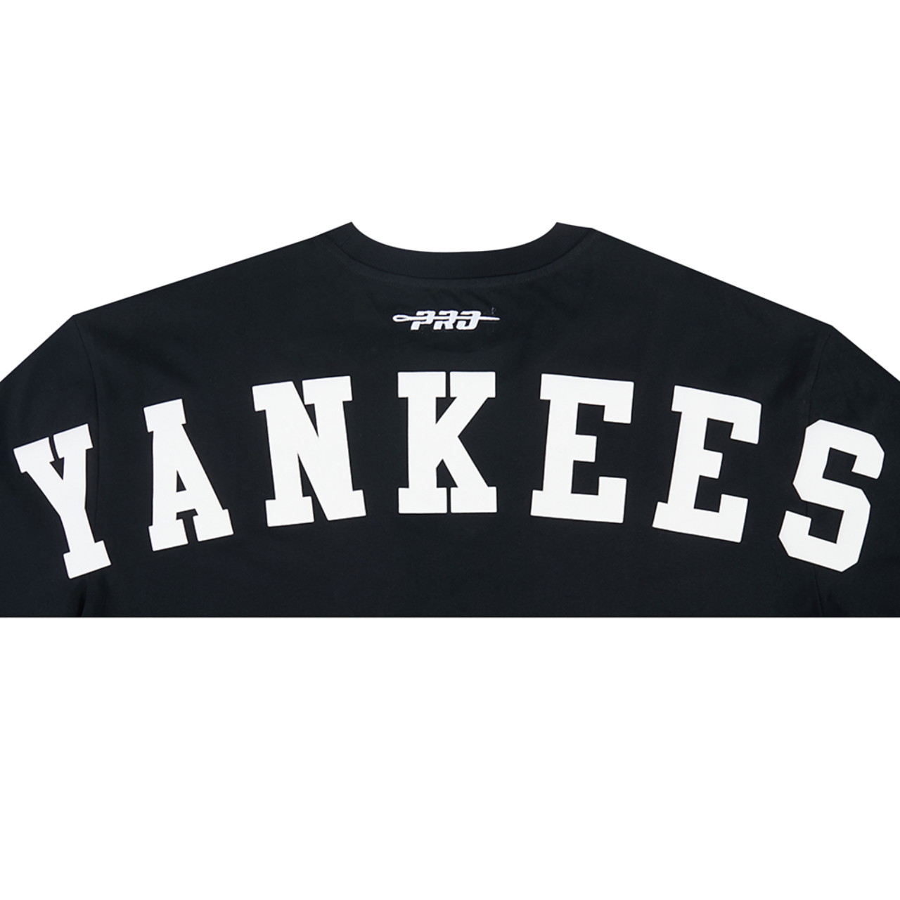 Pro Standard NEW YORK YANKEES TOP Image 4 of 5. Tap to open photo gallery.