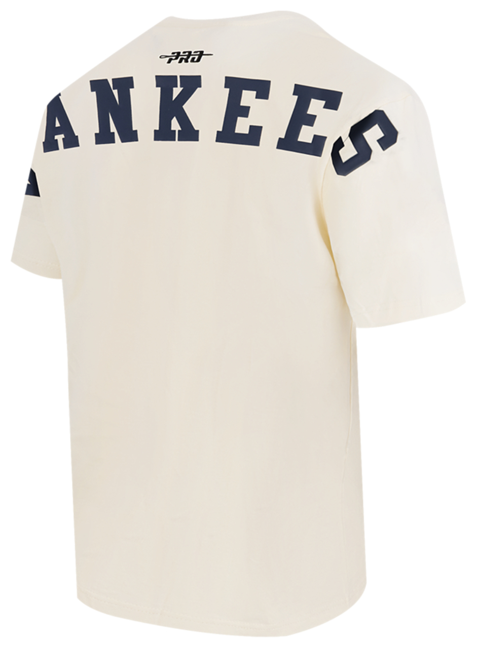 Pro Standard NEW YORK YANKEES TOP Image 4 of 6. Tap to open photo gallery.