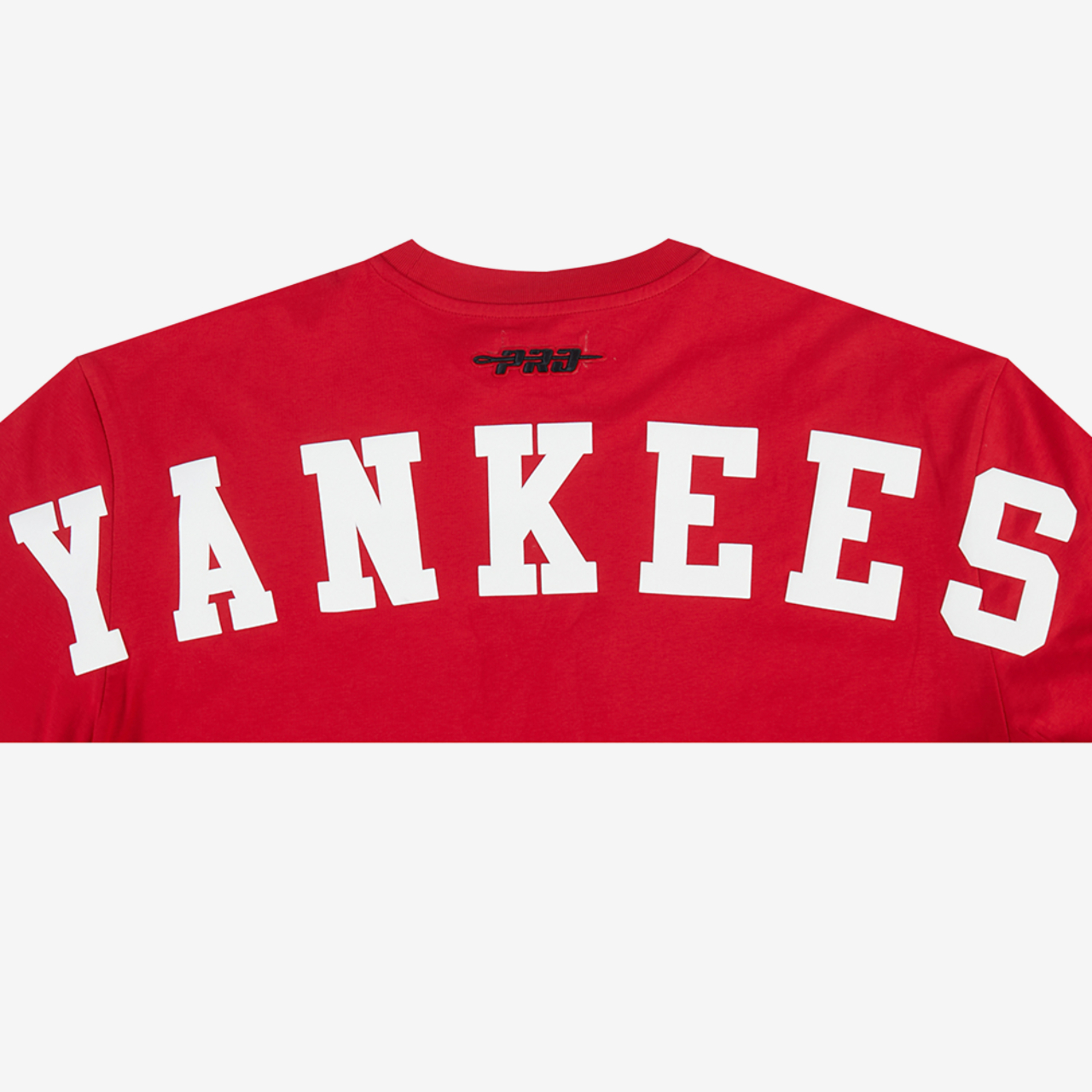 Pro Standard NEW YORK YANKEES TOP Image 5 of 5. Tap to open photo gallery.