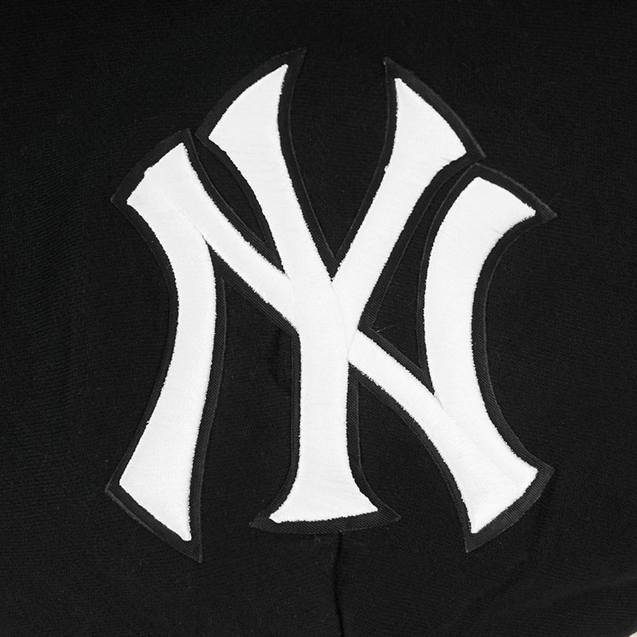 Pro Standard Yankees Pullover Hoodie Image 4 of 4. Tap to open photo gallery.