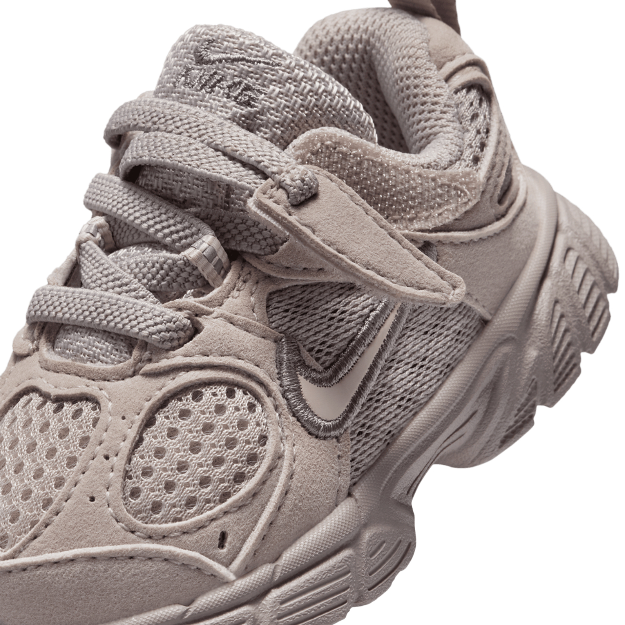 Nike V5 RNR Suede Image 7 of 7. Tap to open photo gallery.