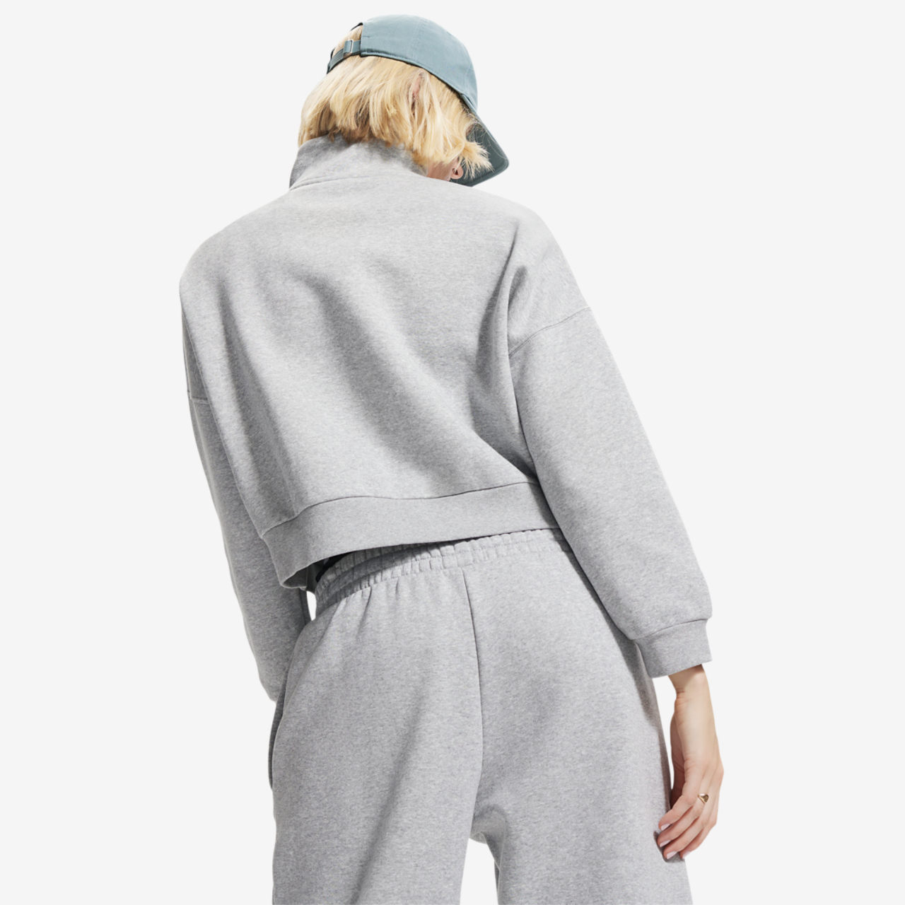 Under Armour Icon Fleece Oversized Half-Zip Image 2 of 3. Tap to open photo gallery.