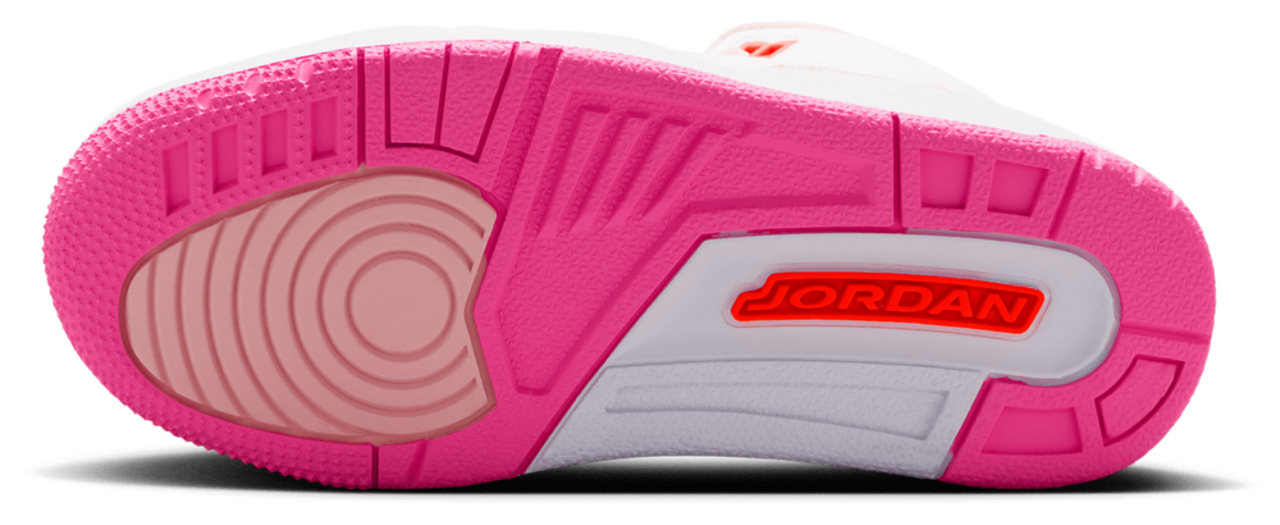 Jordan Retro 3 Fem  Image 5 of 9. Tap to open photo gallery.