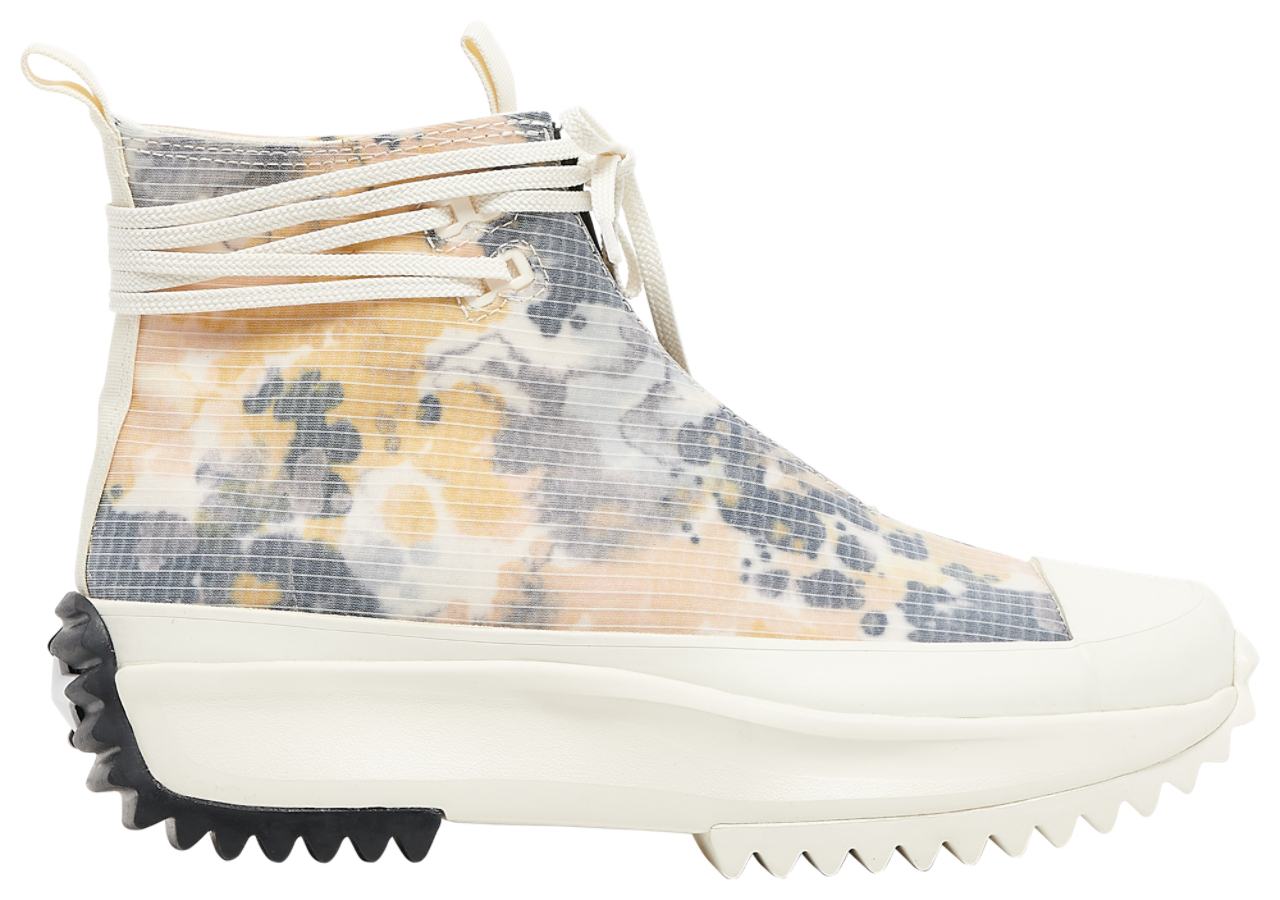 Converse Washed Florals Run Star Hike Image 1 of 5. Tap to open photo gallery.