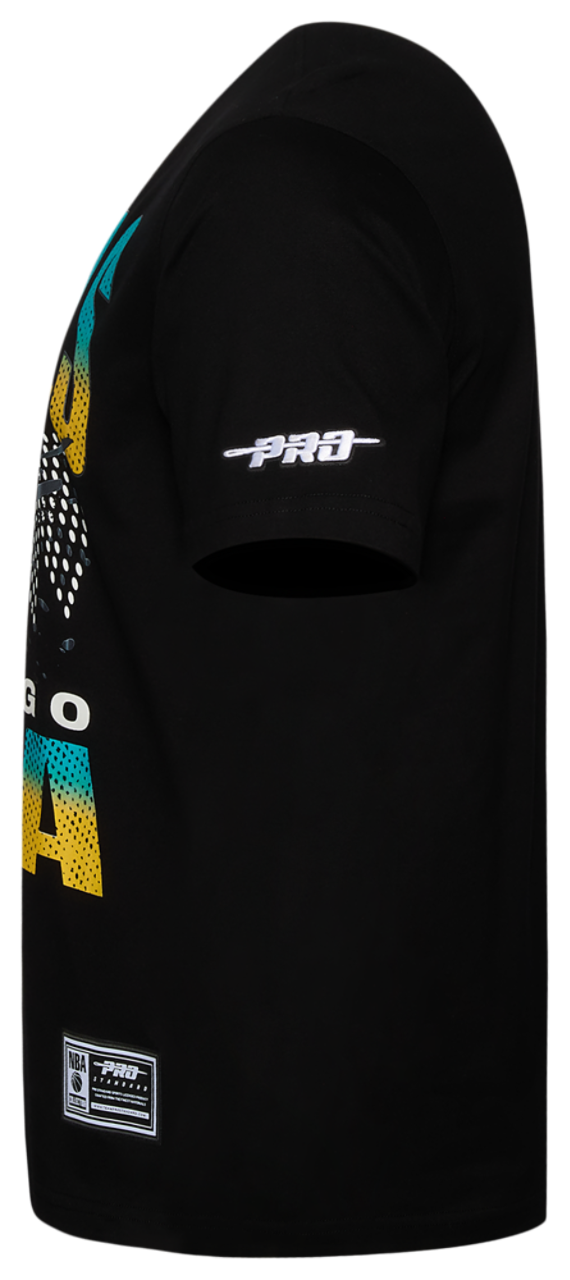 Pro Standard Chicago Bulls Electric Blue S/S Flex T-Shirt Image 3 of 4. Tap to open photo gallery.