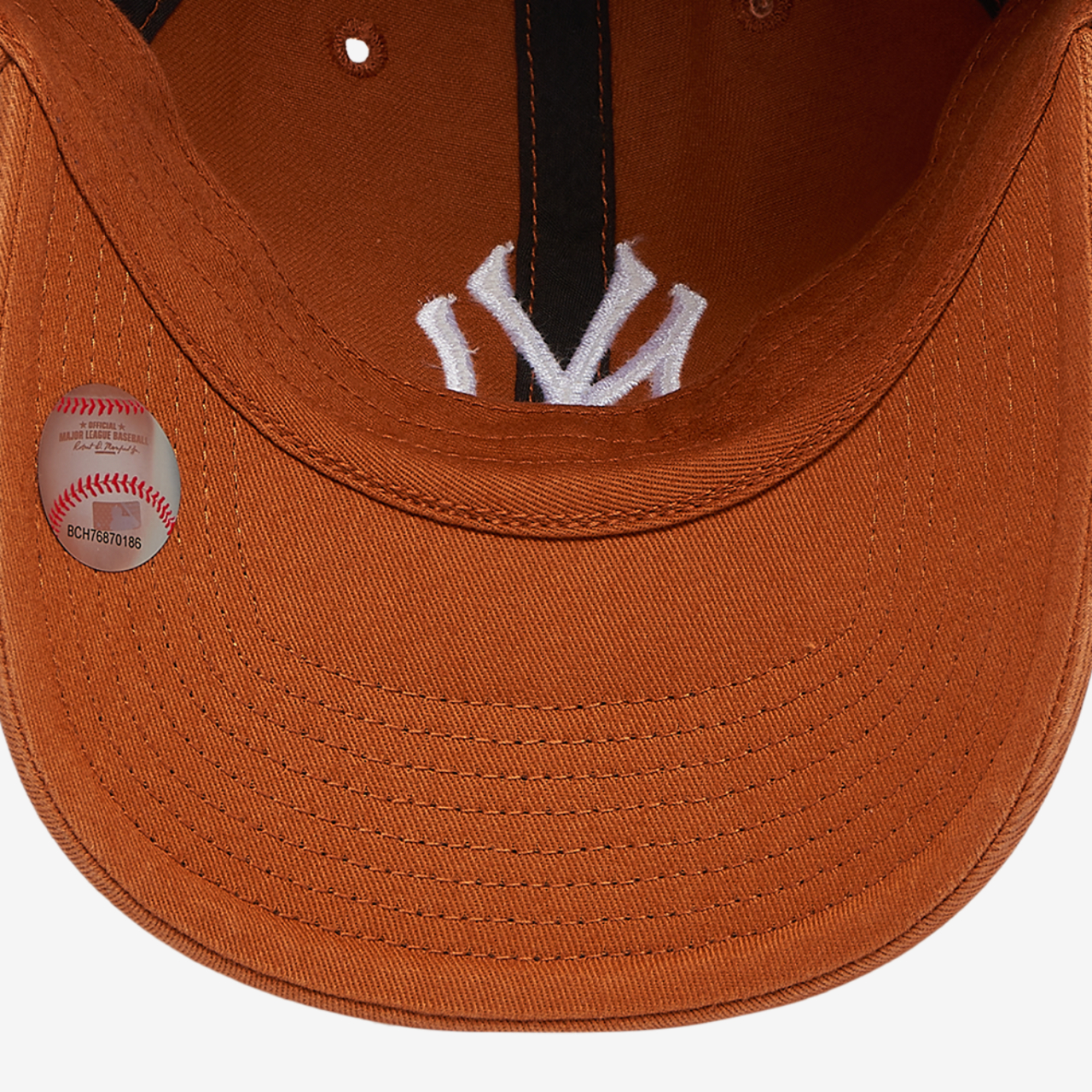 47 Brand Yankees Clean Up Cap Image 4 of 4. Tap to open photo gallery.