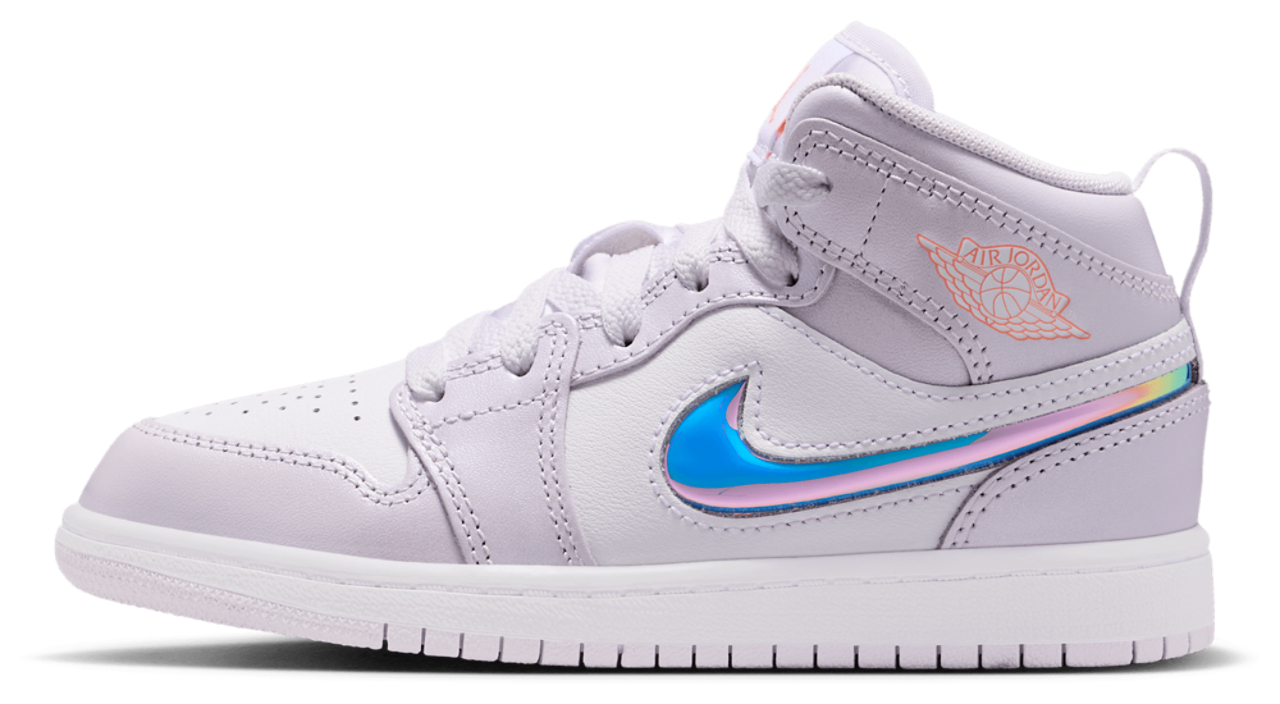 Jordan 1 Mid SE Fem  Image 2 of 5. Tap to open photo gallery.