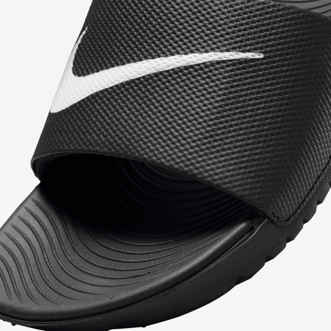 Nike Kawa Slides Image 6 of 9. Tap to open photo gallery.