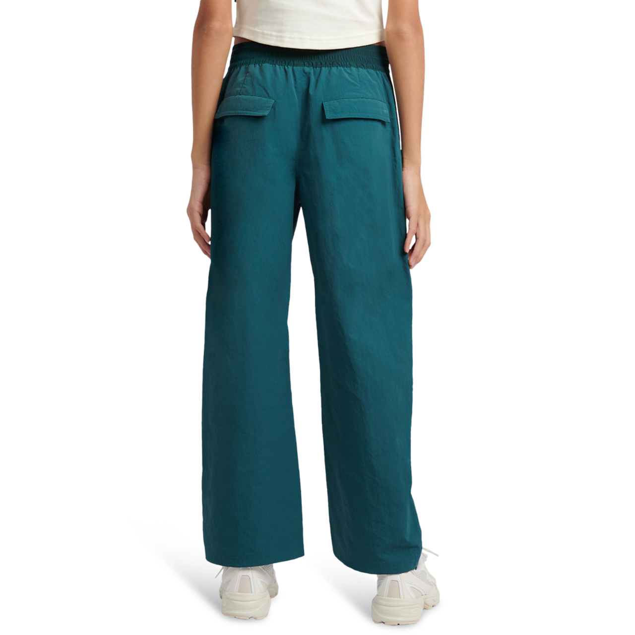 New Balance NB GSG PREMIUM BARREL CARGO PANT Image 2 of 7. Tap to open photo gallery.