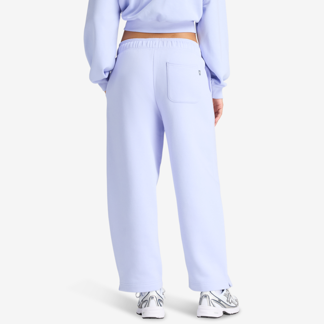 New Balance Linear Heritage Fleece Barrel Pants Image 2 of 6. Tap to open photo gallery.
