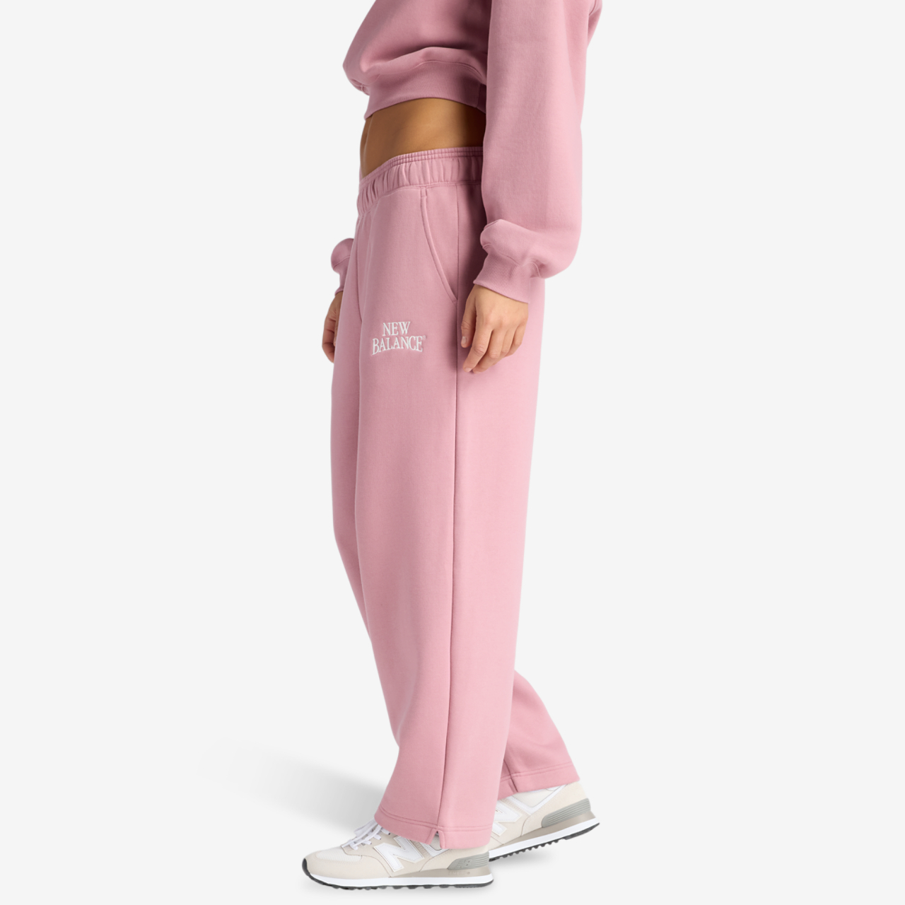New Balance Linear Heritage Fleece Barrel Pants Image 3 of 6. Tap to open photo gallery.