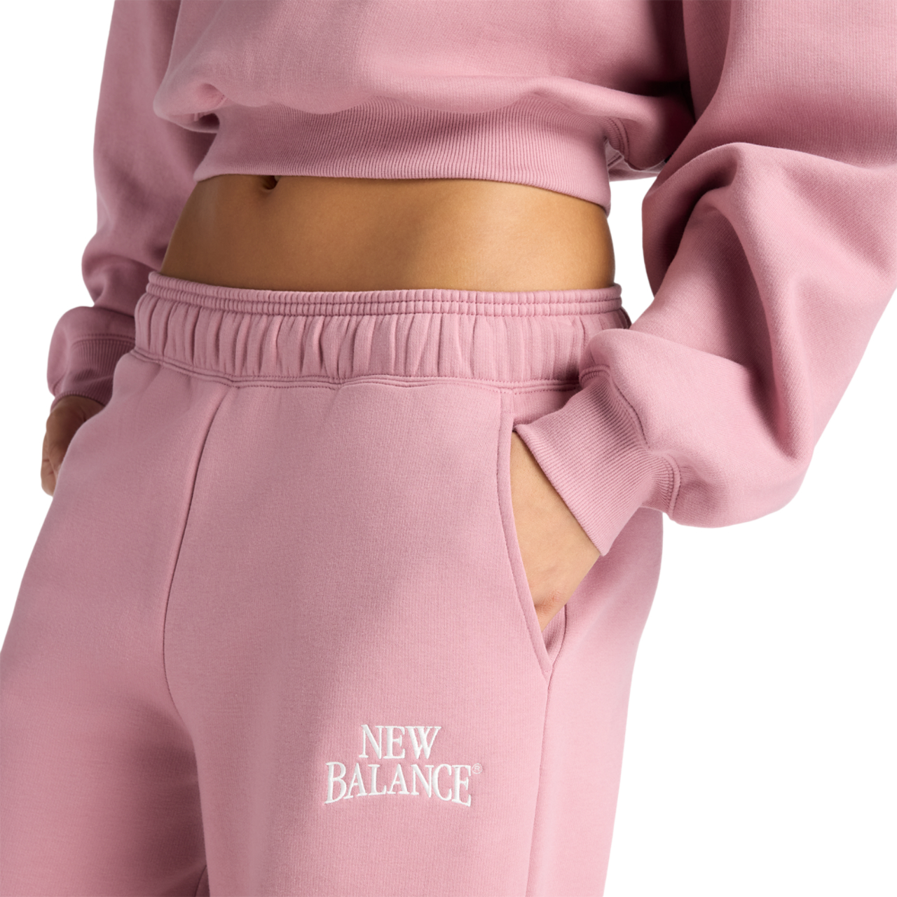 New Balance Linear Heritage Fleece Barrel Pants Image 4 of 6. Tap to open photo gallery.