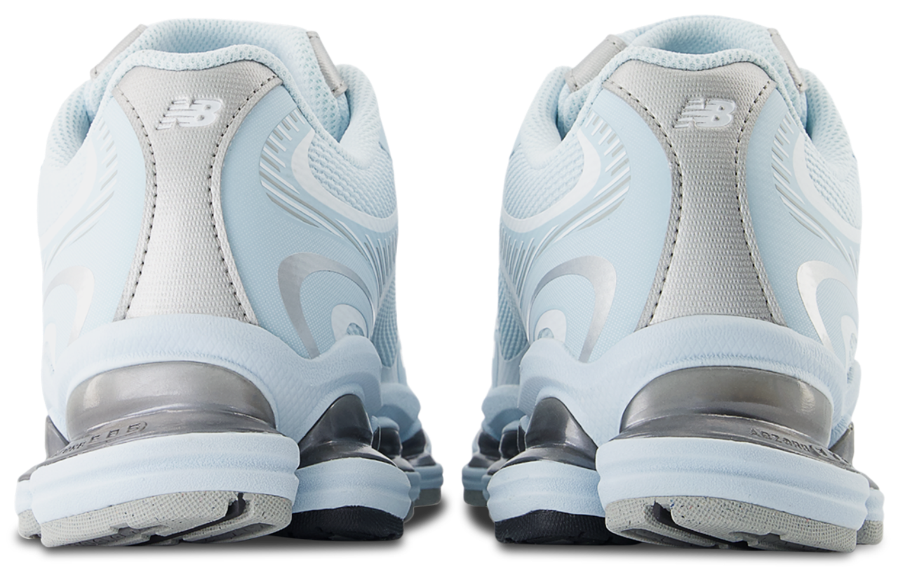 New Balance 2000 Image 3 of 5. Tap to open photo gallery.