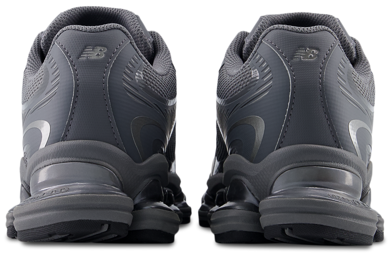 New Balance 2000 Image 3 of 5. Tap to open photo gallery.