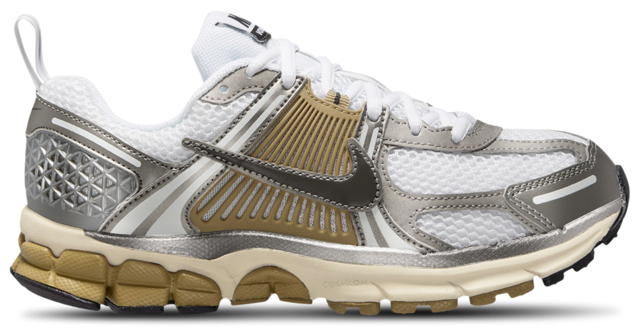 Nike Vomero 5  Image 1 of 4. Tap to open photo gallery.