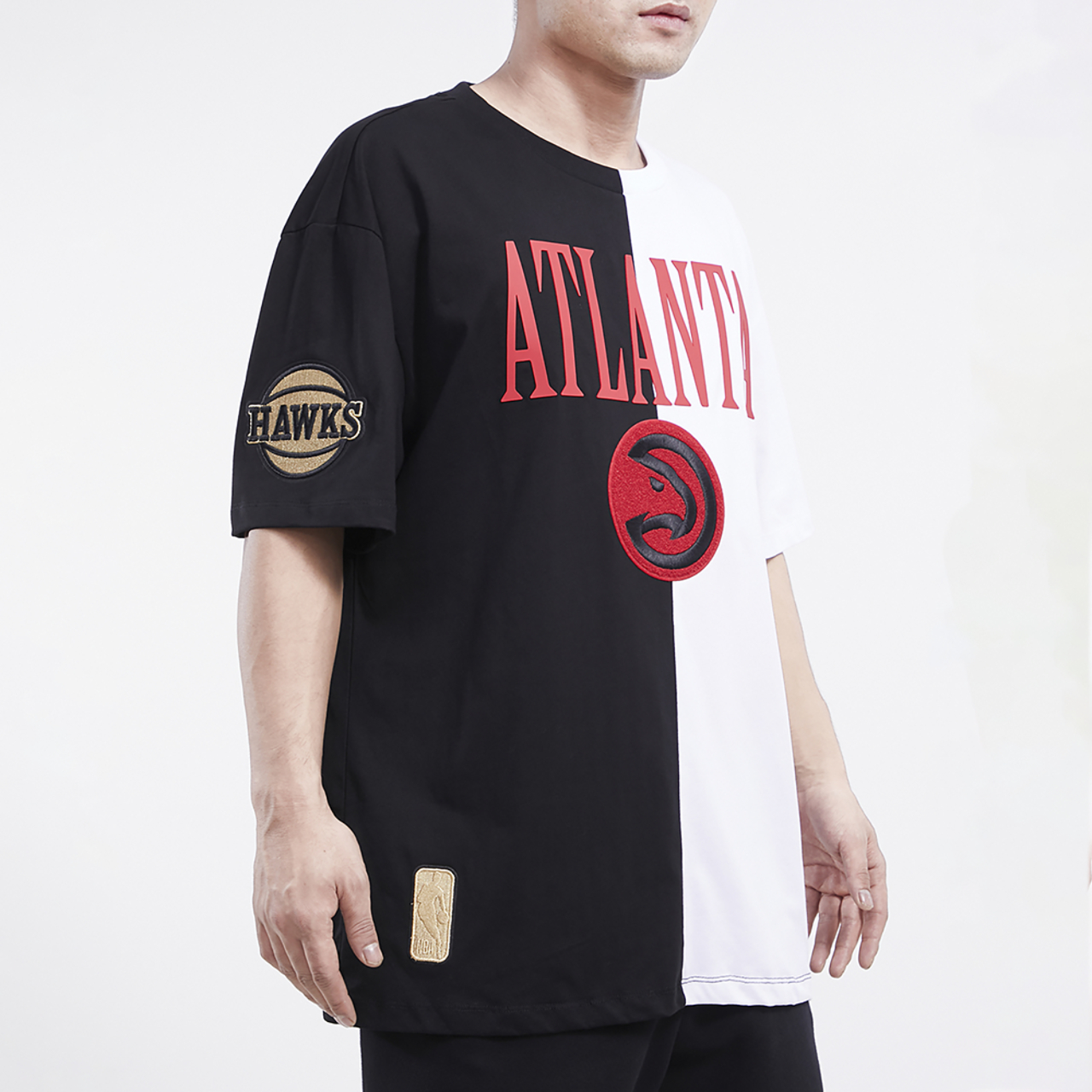 Pro Standard Hawks Split CJ Drop Shoulder T-Shirt Image 3 of 4. Tap to open photo gallery.